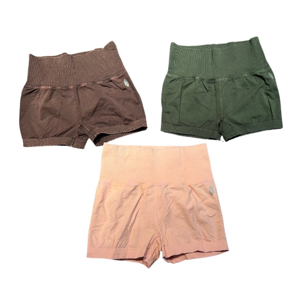 FP Movement Good Karma short bundle